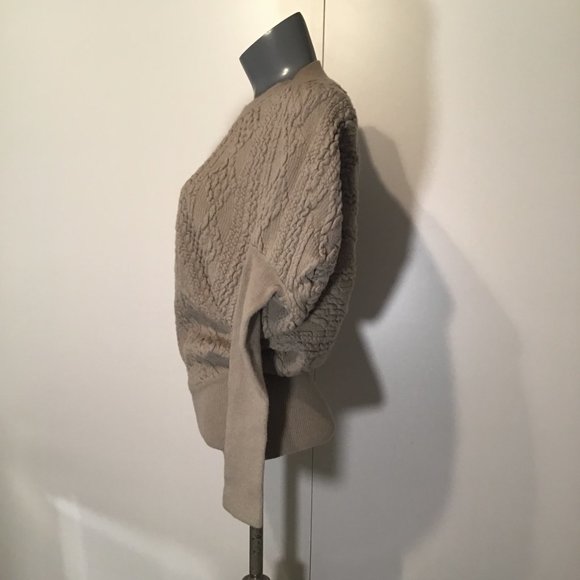 Women's Cable Knit Sweater - Tan - Picture 4 of 14